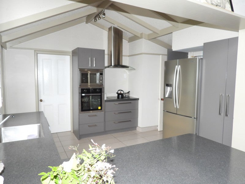 29 Greta Street, South Hill, Oamaru - Carousel 2
