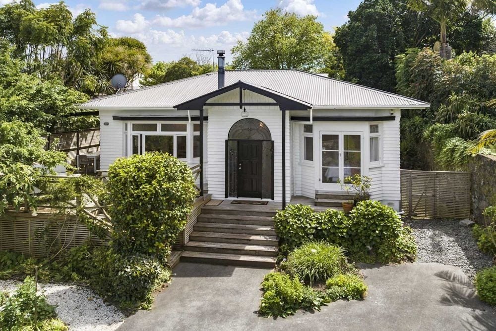 28 Westminster Road, Mount Eden, Auckland - Carousel 2