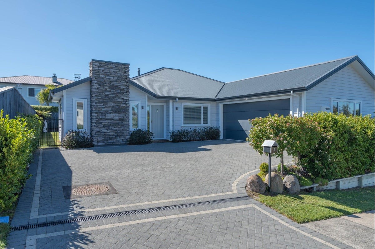 2 Huka Heights Drive, Rangatira Park, Taupo - Carousel 2
