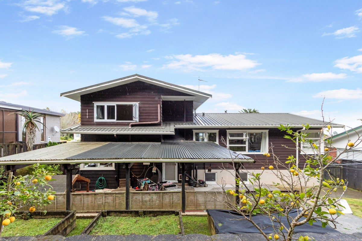 46 Gibbs Crescent, Red Hill, Papakura - Carousel 19