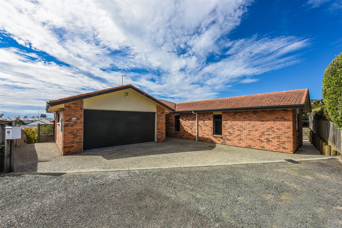 98 Fergusson Street, Stoke, Nelson - Carousel 20