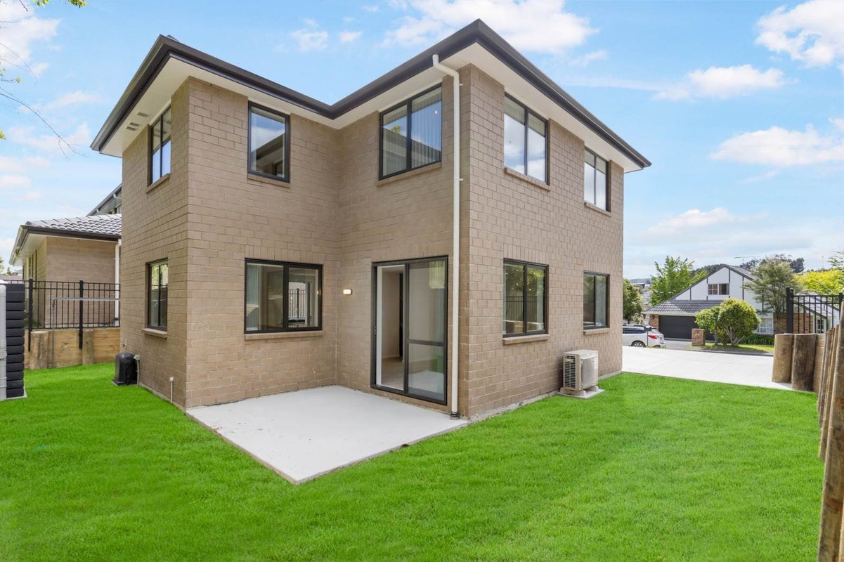 1 Scorpio Place, Windsor Park, Auckland - Carousel 2