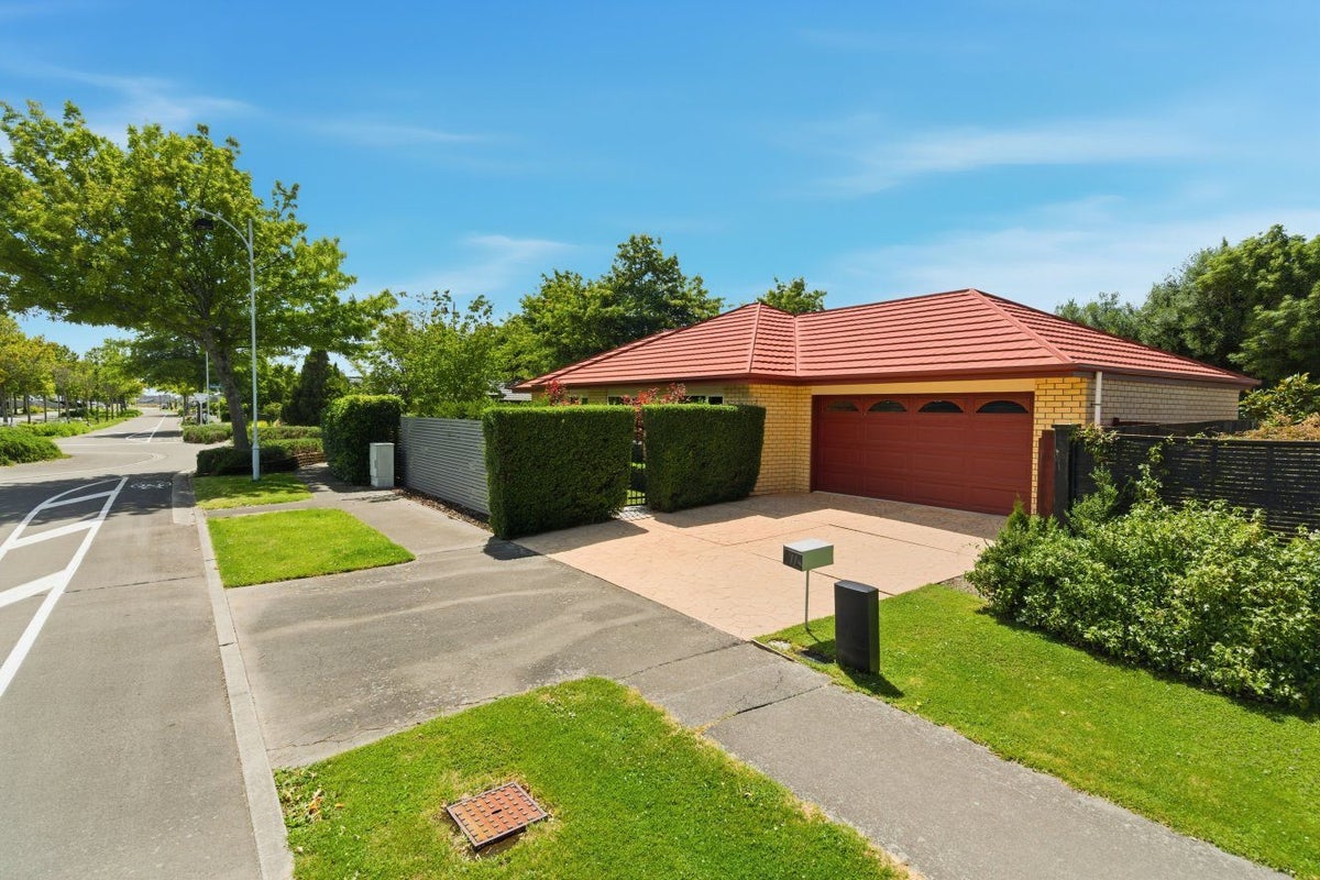 11 William Brittan Avenue, Halswell, Christchurch - Carousel 25