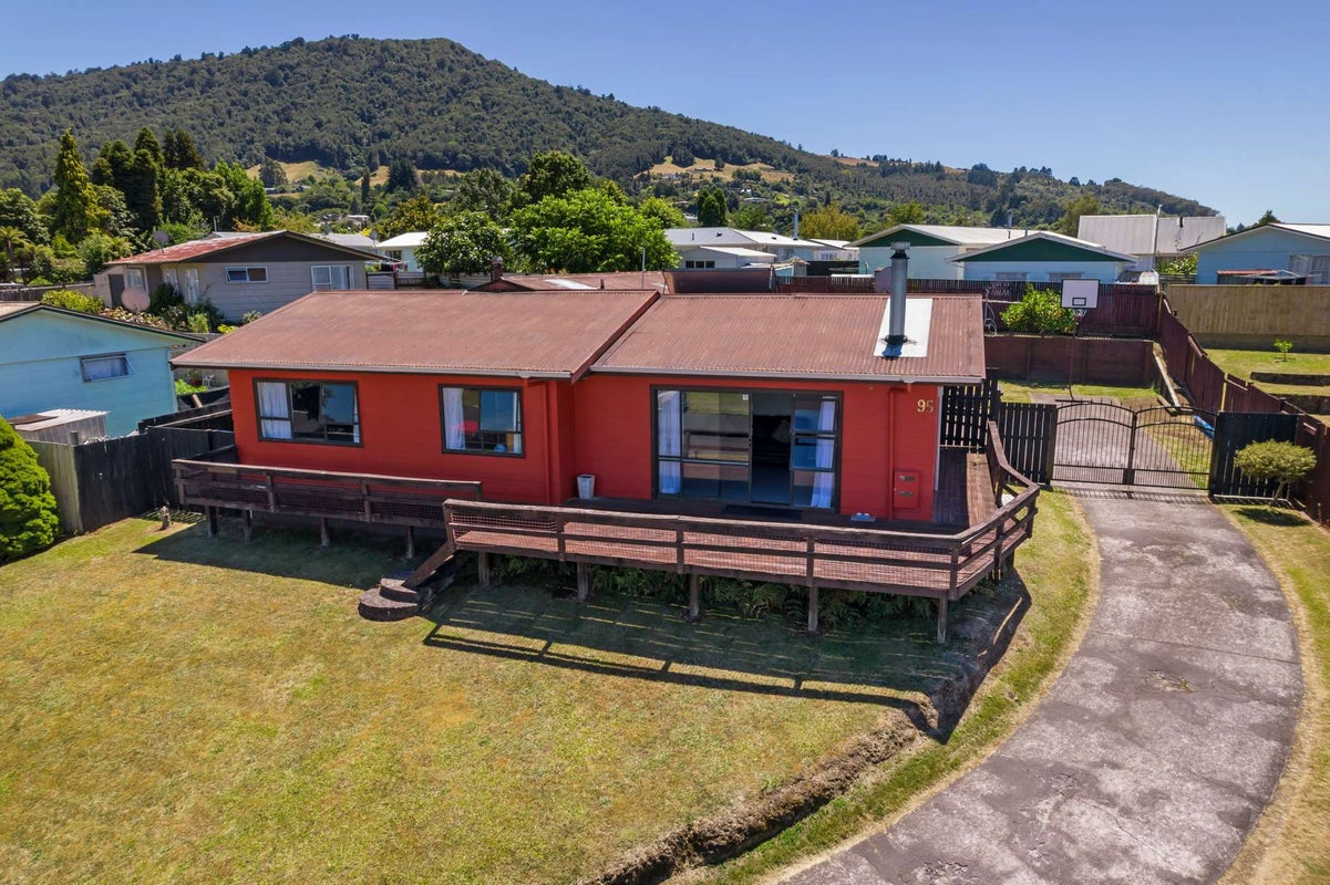 95 Homedale Street, Pukehangi, Rotorua - Carousel 2
