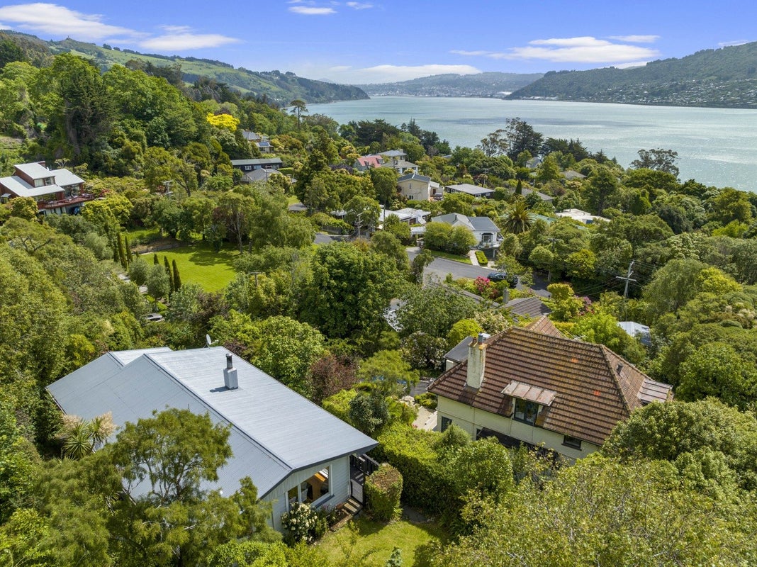 26B Howard Street, Macandrew Bay, Dunedin - Carousel 2