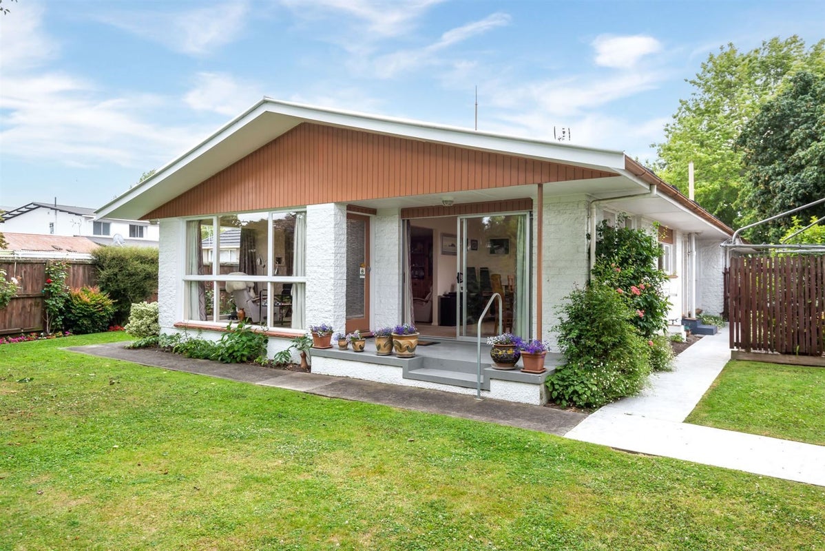 1/23 Barnes Road, Redwood, Christchurch - Carousel 1