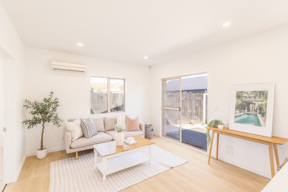 4/15 Derrett Place, Saint Martins, Christchurch - Carousel 2