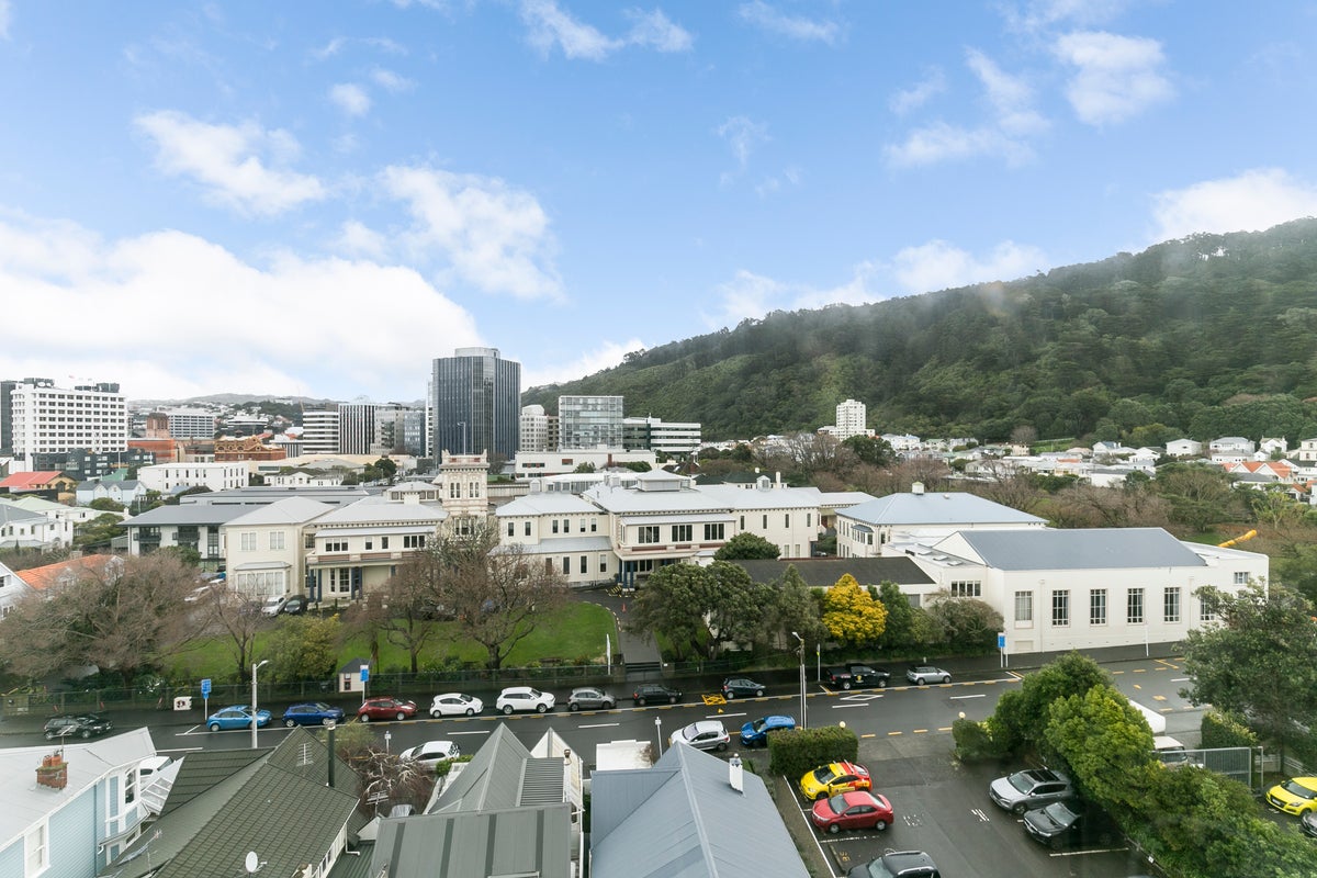 89/70 Hobson Street, Thorndon, Wellington - Carousel 2