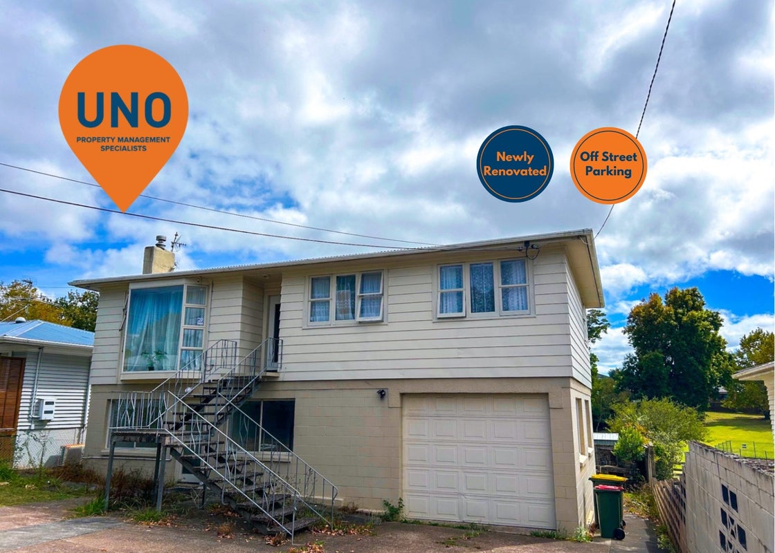 29 Golf Road, New Lynn, Auckland - Carousel 1