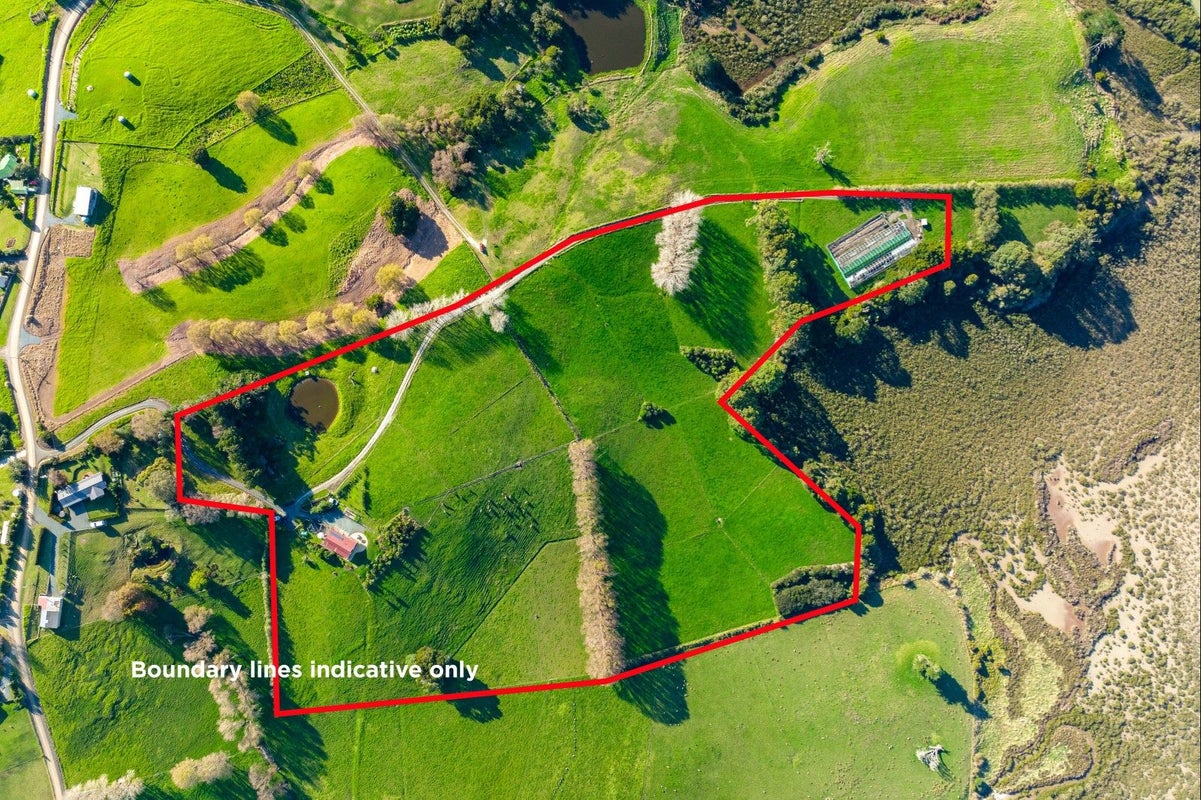 145 Petley Road, Paparoa - Carousel 26