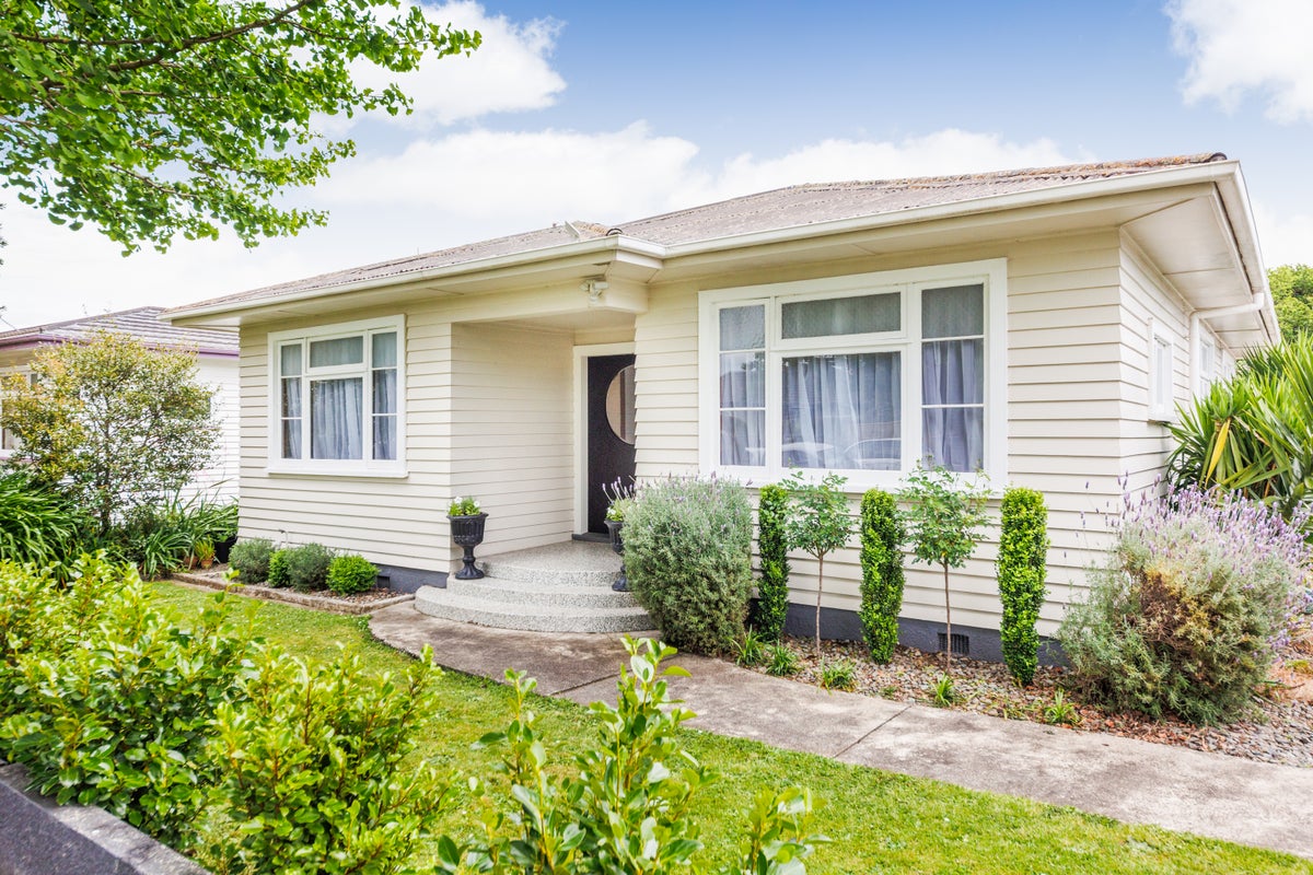 76 Havill Street, Takaro, Palmerston North - Carousel 14