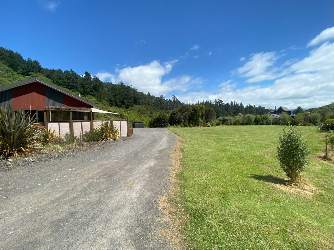 120 Boons Valley Road, Waikawa, Picton - Carousel 15