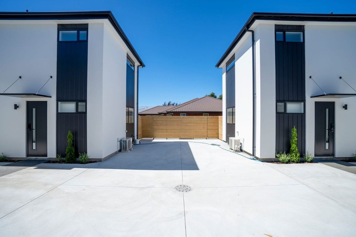 2/32 Heywood Terrace, Richmond, Christchurch - Carousel 13