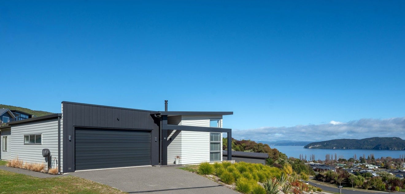 44 Kittyhawk Drive, Kinloch, Taupo - Carousel 1