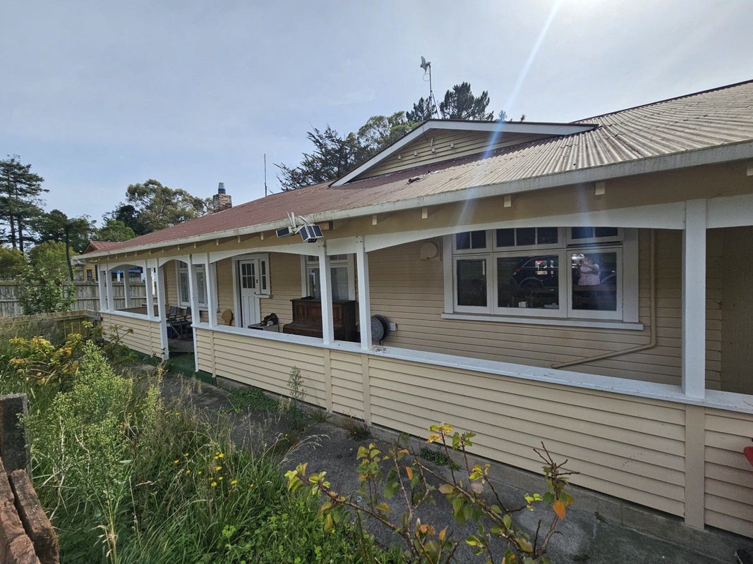 3 Hay Street, Shannon, Palmerston North - Carousel 2