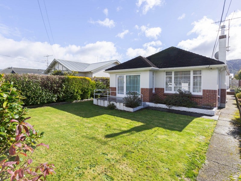 23 McParland Street, Ebdentown, Upper Hutt - Carousel 2