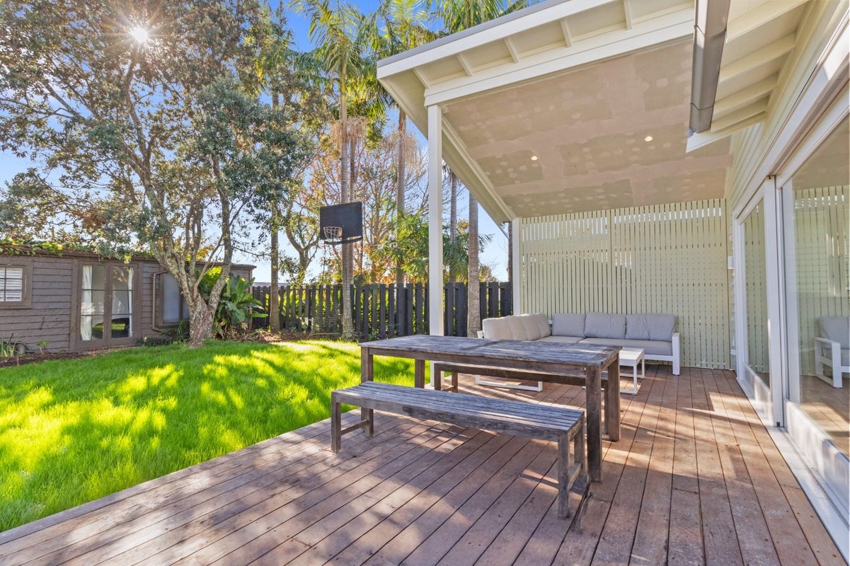 28 Chester Avenue, Westmere, Auckland - Carousel 2