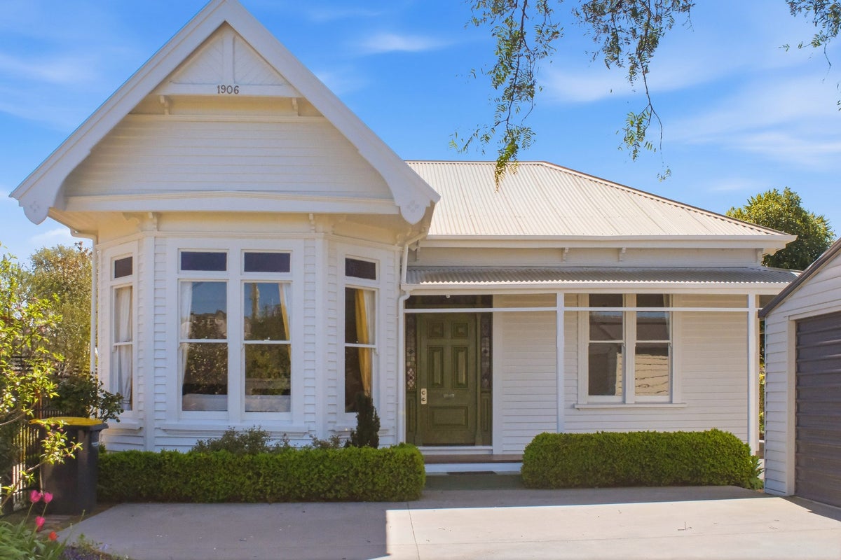 133 Somerfield Street, Somerfield, Christchurch - Carousel 13