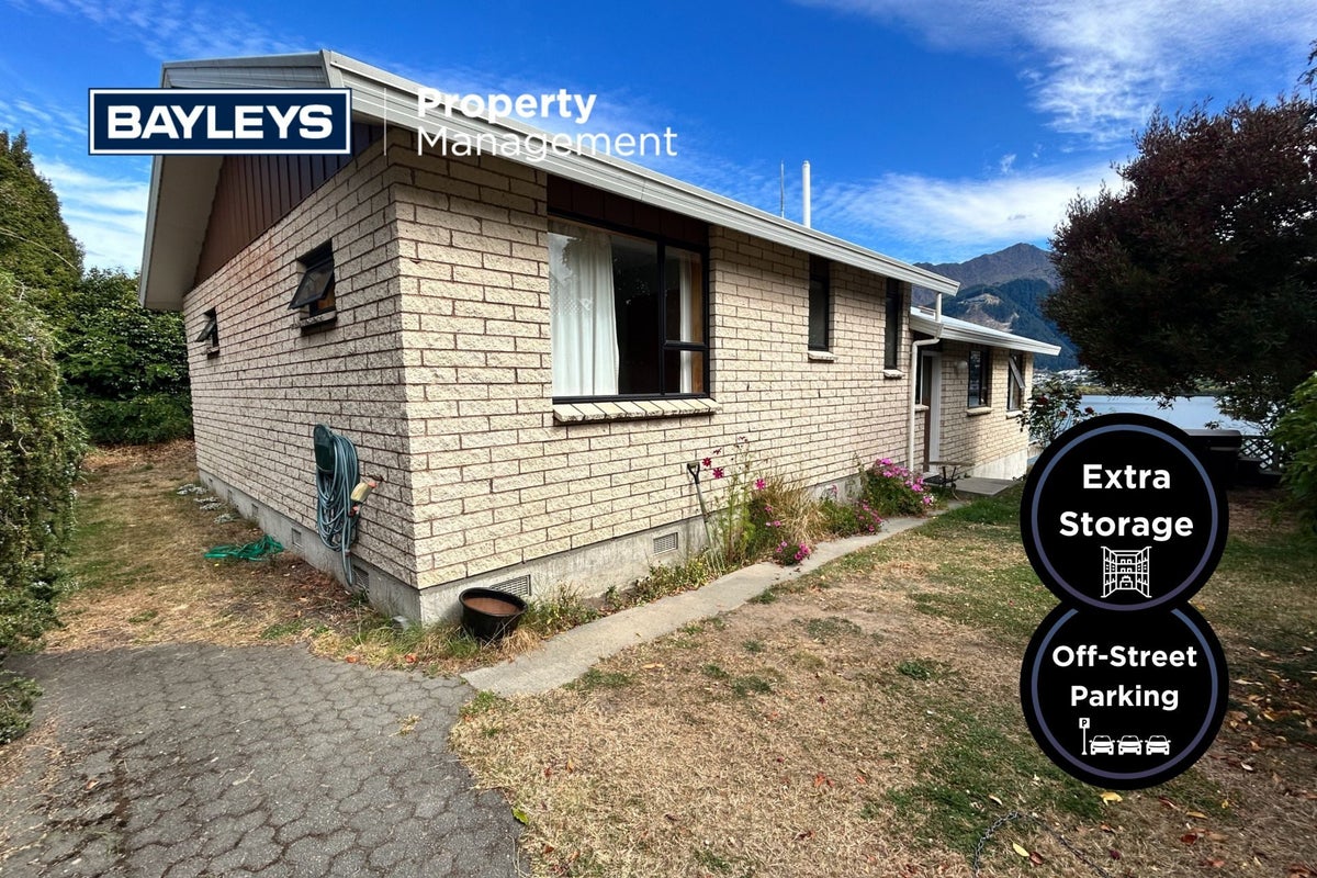 626 Peninsula Road, Kelvin Heights, Queenstown - Carousel 1