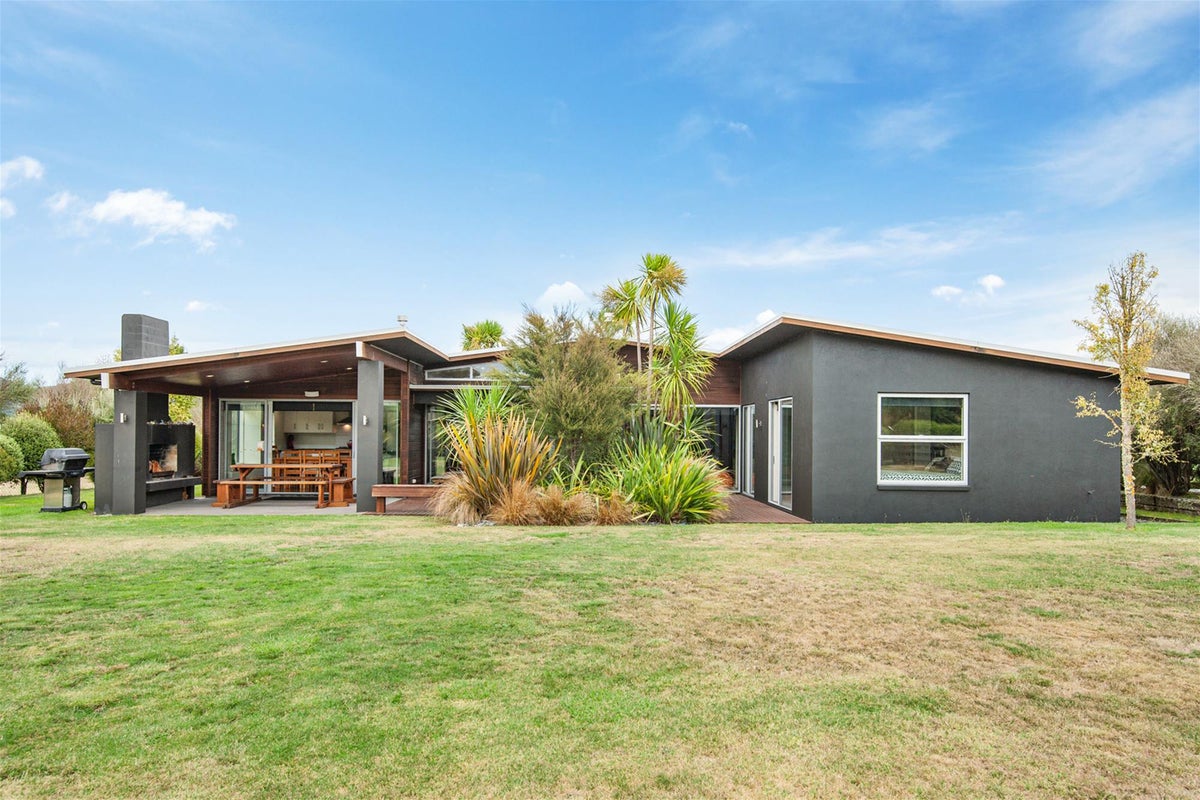 12 Montgomery Crescent, Kinloch, Taupo - Carousel 20