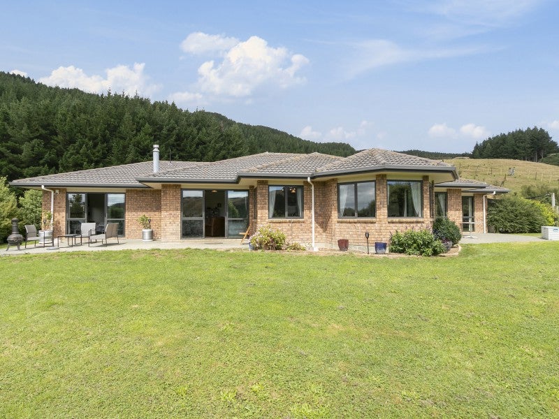 91B Kakariki Way, Whitemans Valley, Upper Hutt - Carousel 1
