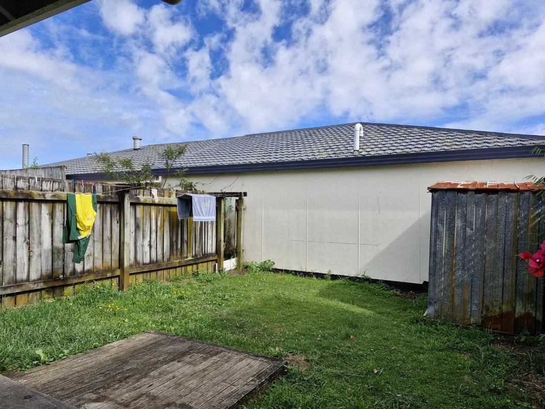 253 Courtenay Street, Strandon, New Plymouth - Carousel 2