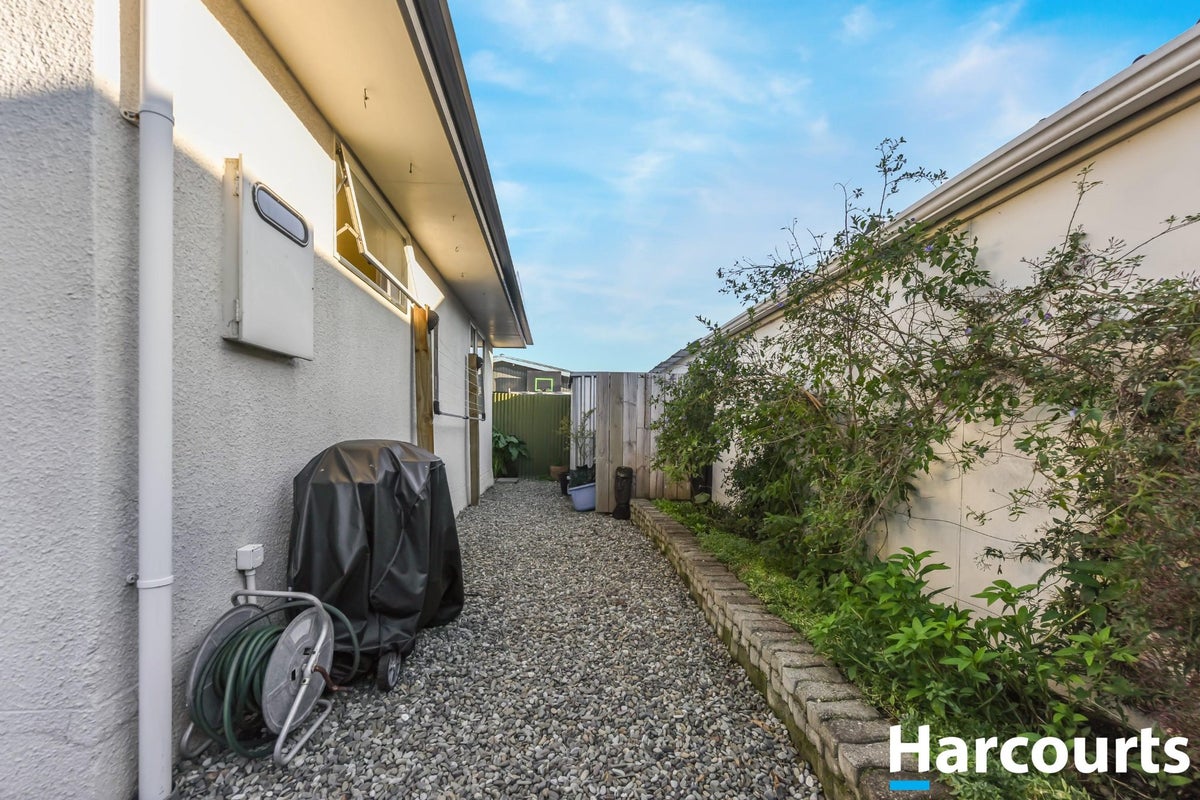 1/9A Ngaio Street, Wainuiomata, Lower Hutt - Carousel 17