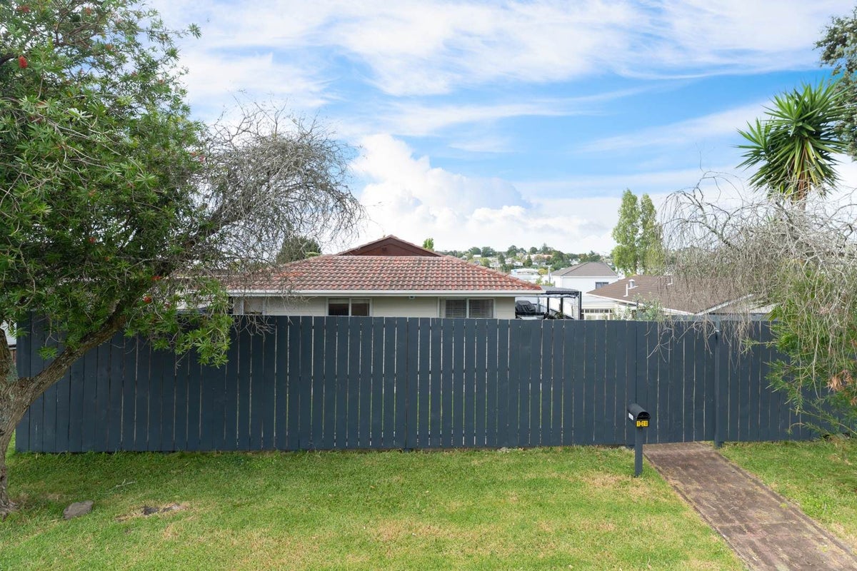 1/20 Lambrown Drive, Totara Vale, Auckland - Carousel 2