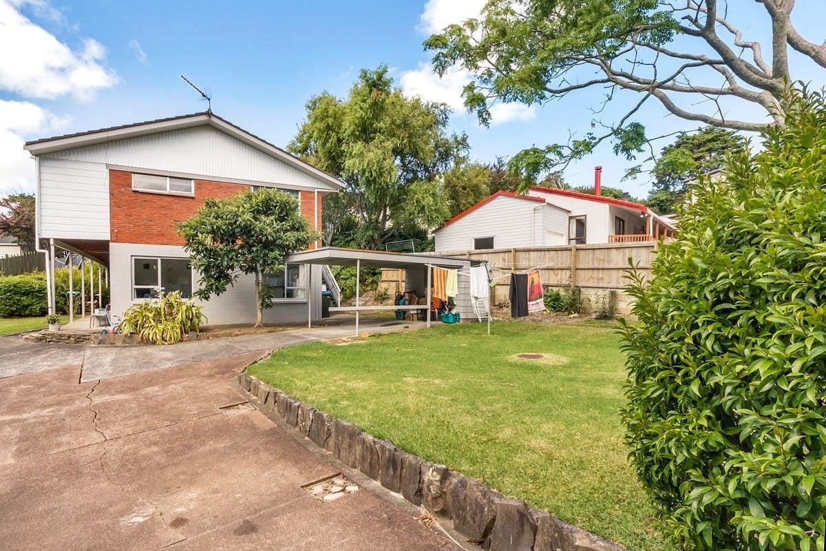 43 Eaton Road, Hillsborough, Auckland - Carousel 2