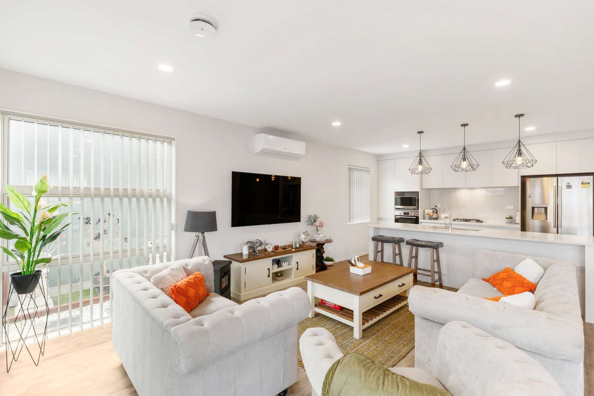 14 Gum Spear Road, Takanini, Auckland - Carousel 2