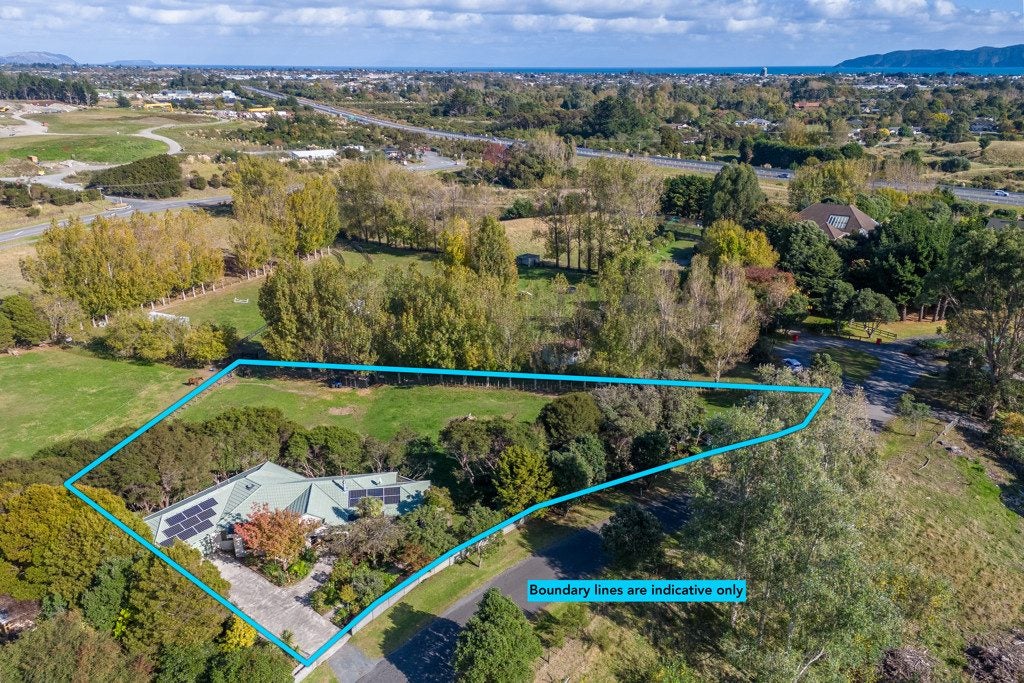 11 Grand Poppa Way, Otaihanga, Paraparaumu - Carousel 2