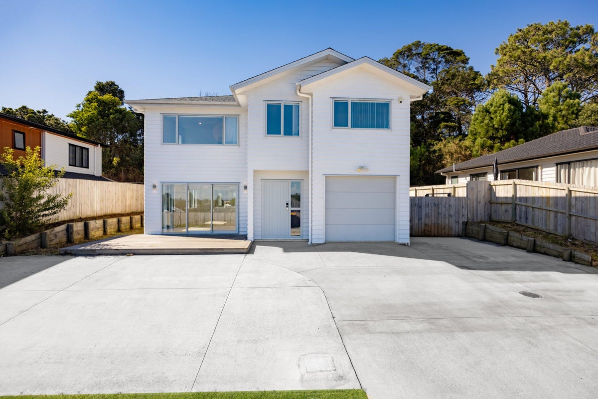 22 Springhill Lane, Sunnyvale, Auckland - Carousel 1