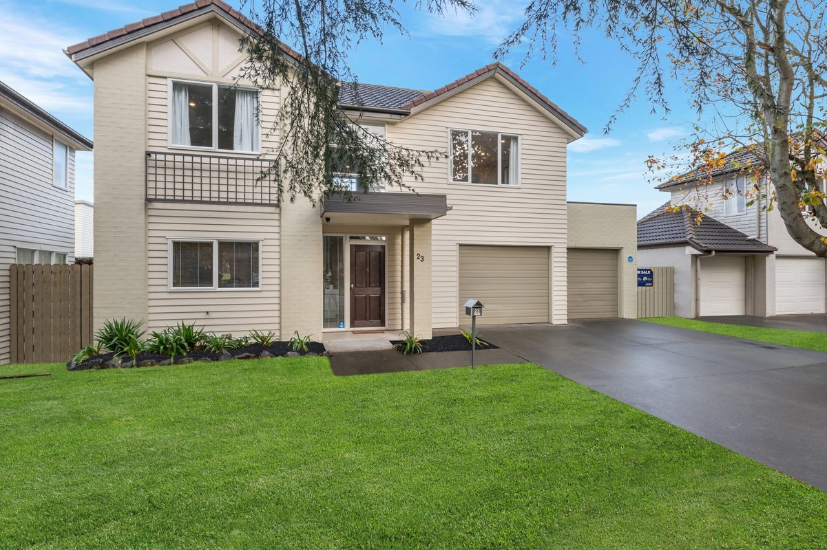 23 Calumet Way, Takanini, Auckland - Carousel 1