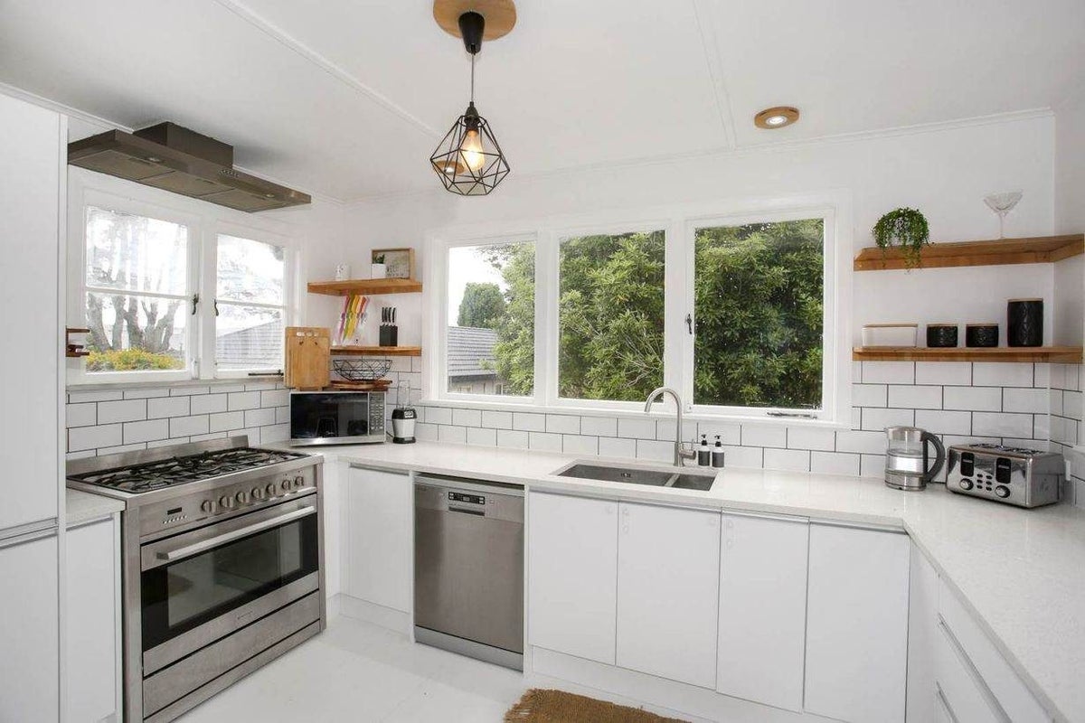 43 Takanini Road, Takanini, Auckland - Carousel 2