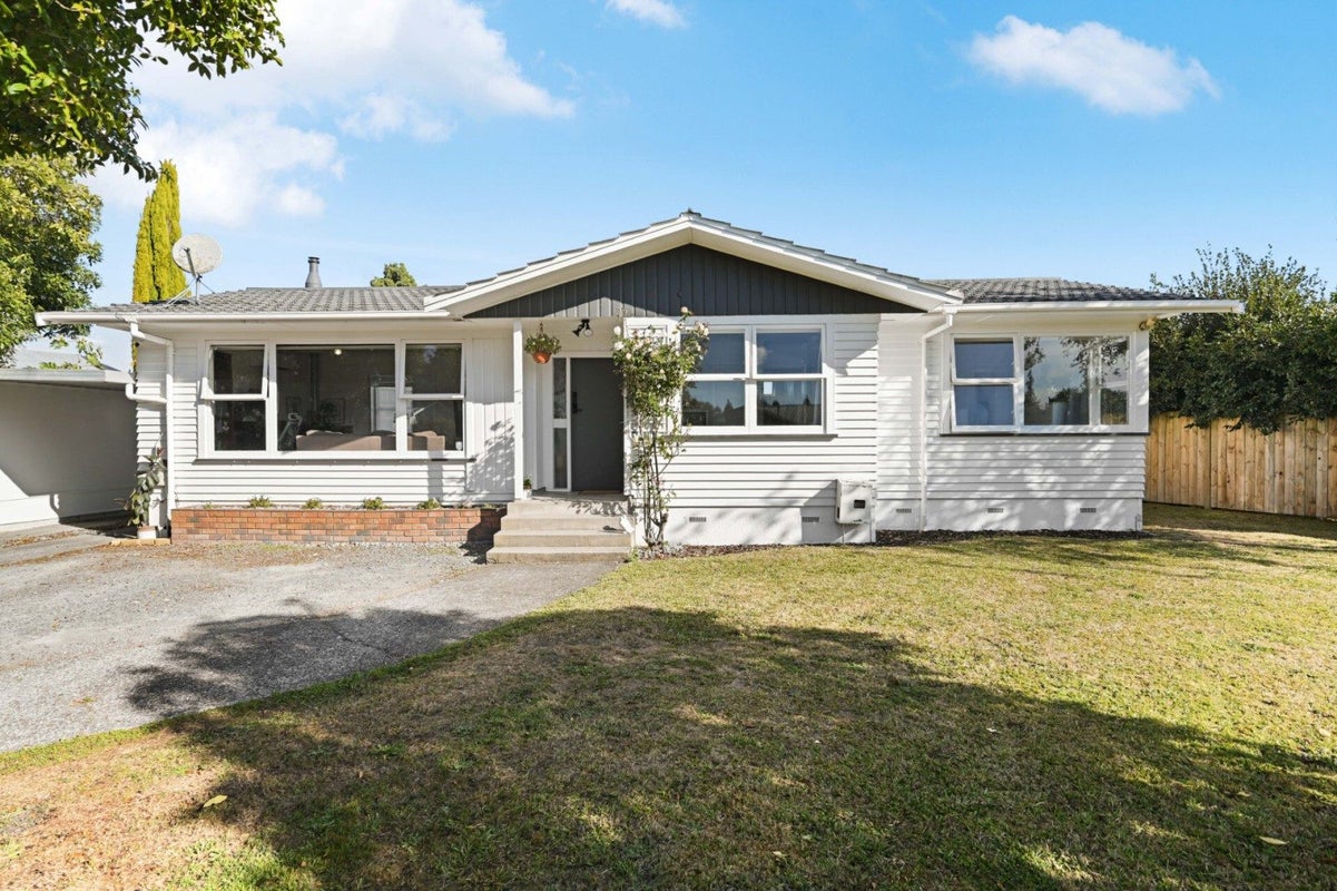 36 Alderson Road, Fairview Downs, Hamilton - Carousel 2