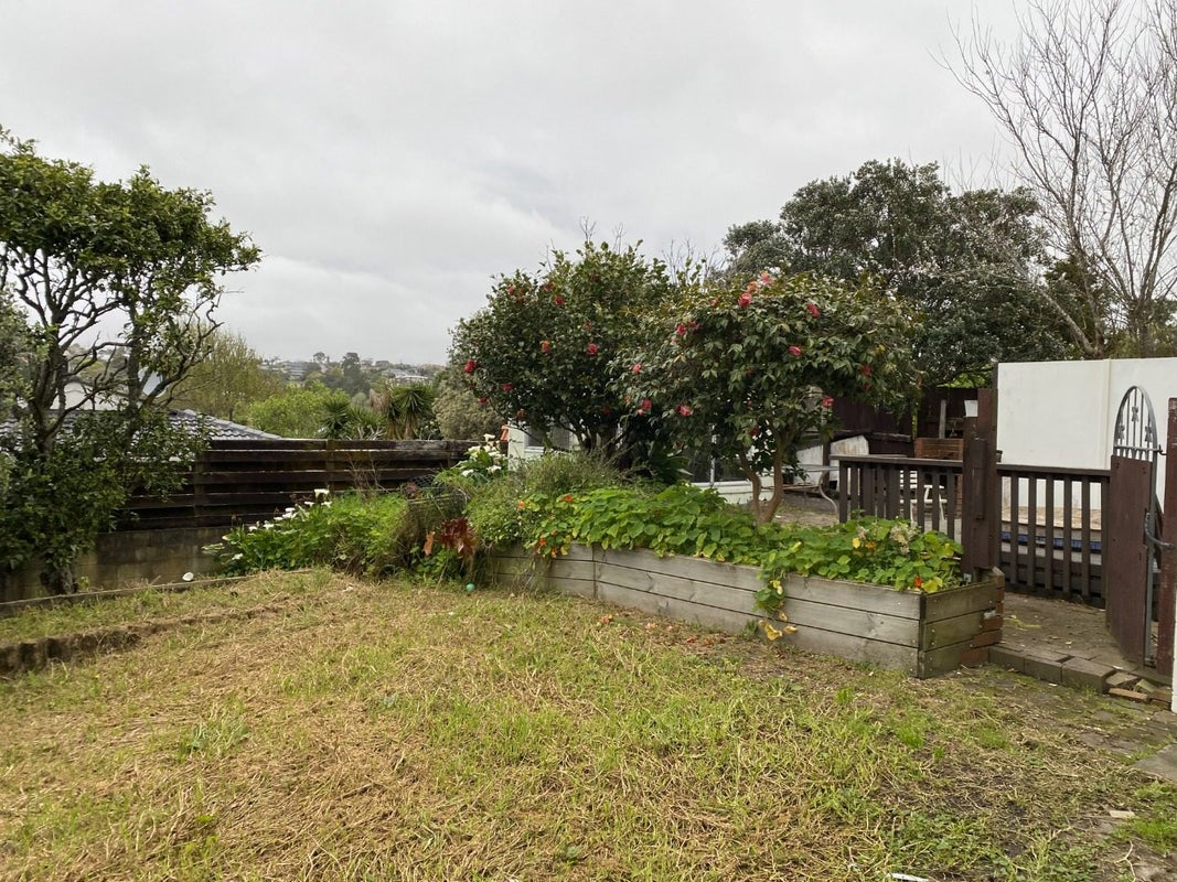 81 Weatherly Road, Torbay, Auckland - Carousel 9