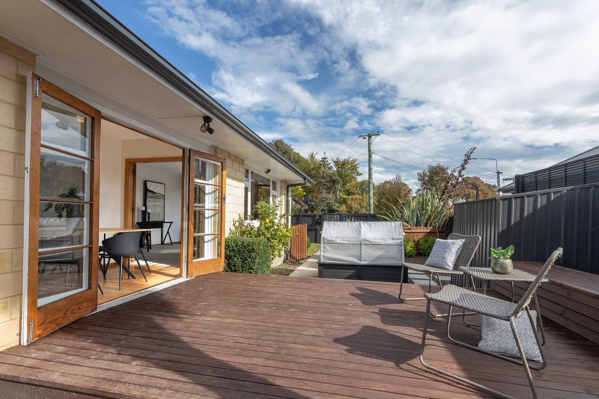 197 Centaurus Road, Saint Martins, Christchurch - Carousel 2