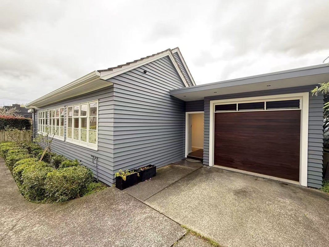 8 Aberfoyle Street, Epsom, Auckland - Carousel 1