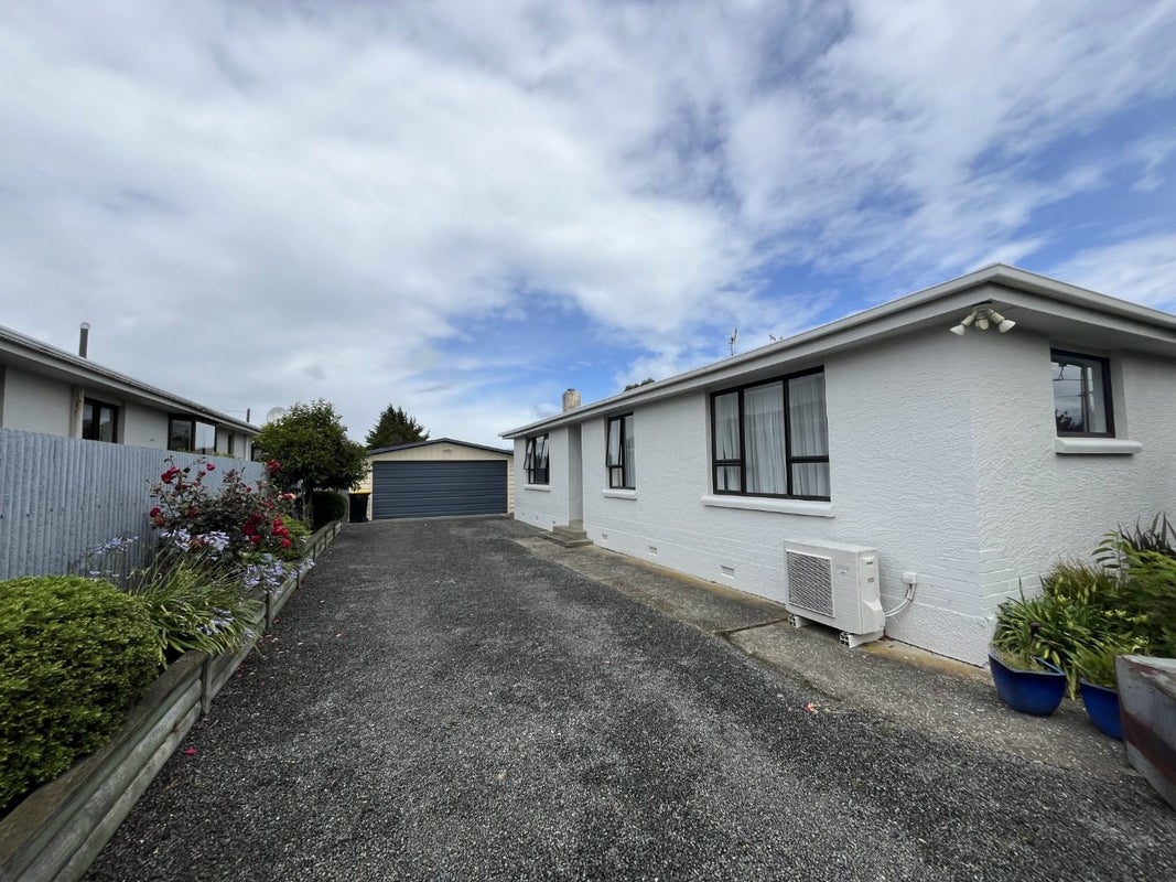 11 Stephens Street, Waikiwi, Invercargill - Carousel 1