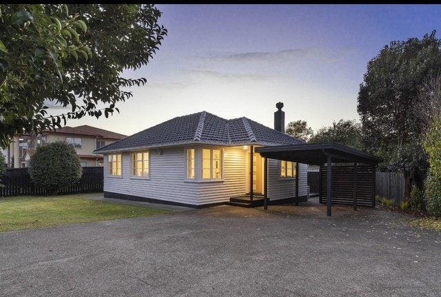 1/73 Puhinui Road, Papatoetoe, Auckland - Carousel 1