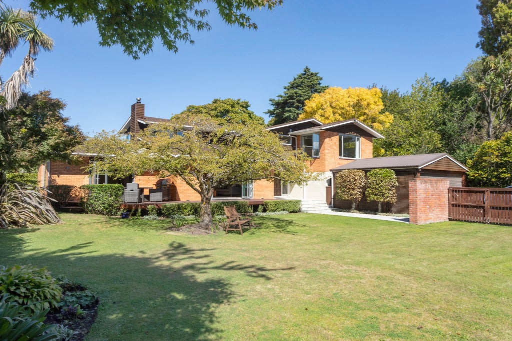 100 Riverlaw Terrace, Saint Martins, Christchurch - Carousel 1