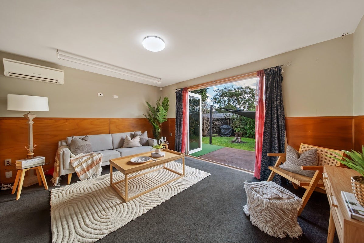 1/90 MacKenzie Avenue, Woolston, Christchurch - Carousel 2