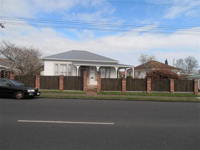 374 Carrington Street, Upper Vogeltown, New Plymouth - Carousel 2