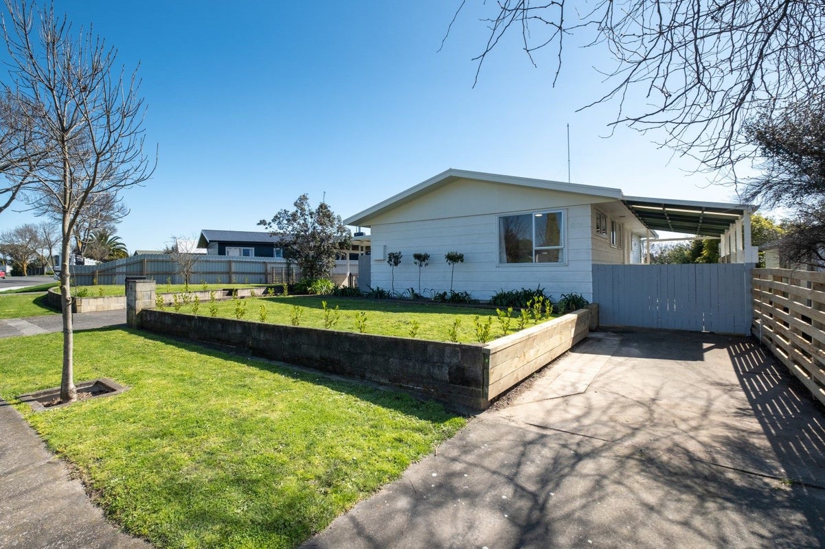 11 Kaweka Place, Havelock North, Havelock North - Carousel 20