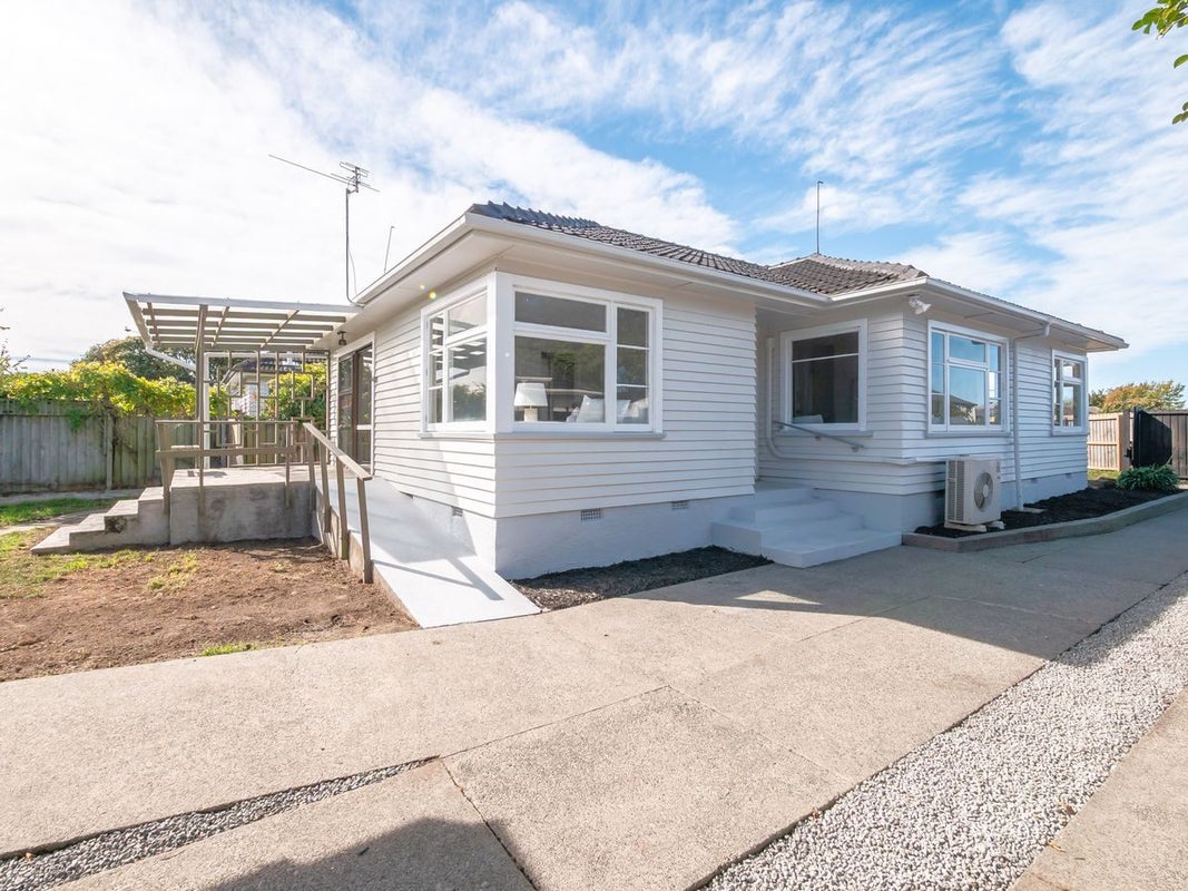 329 Wainoni Road, Avondale, Christchurch - Carousel 1