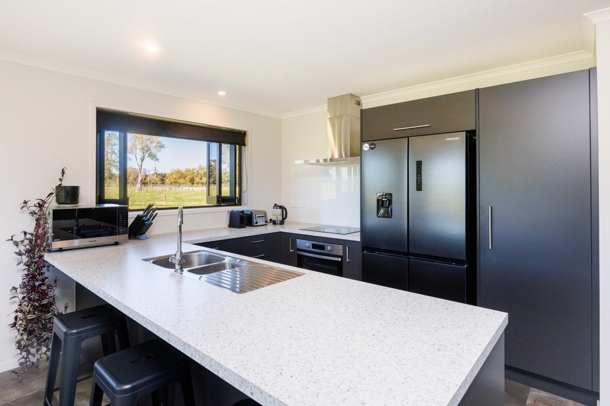 1373 Colyton Road, Ashhurst, Ashhurst - Carousel 2