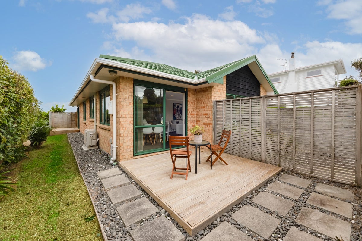 20A Martin Road, Paraparaumu Beach, Paraparaumu - Carousel 2