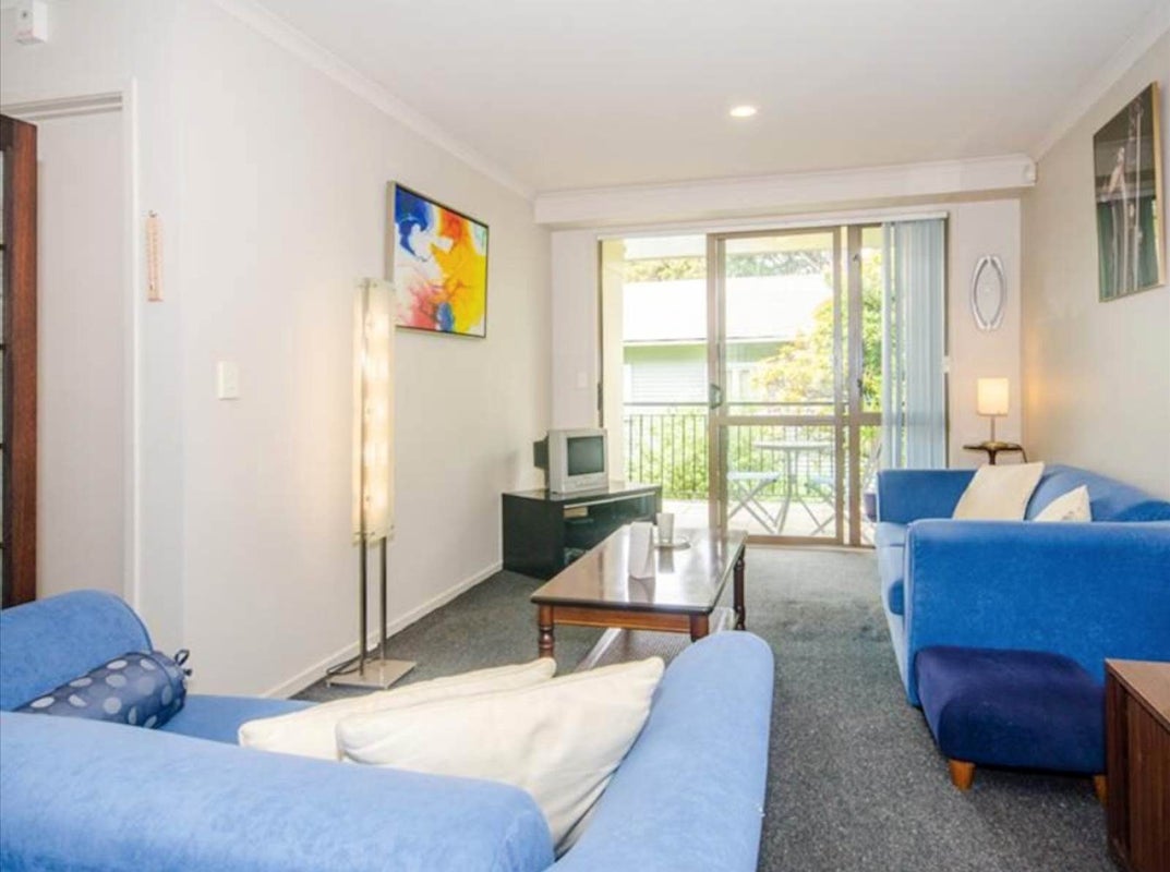 2F/1 Wadier Place, Henderson, Auckland - Carousel 2