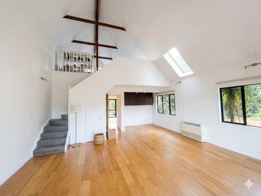 53 Manuwai Lane, Karaka, Papakura - Carousel 2