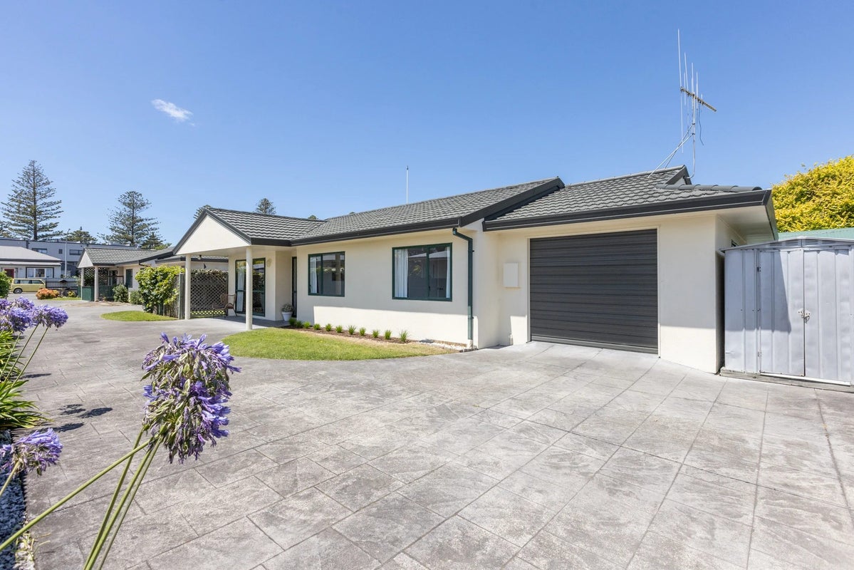 2/63 Mcgrath Street, Napier South, Napier - Carousel 2